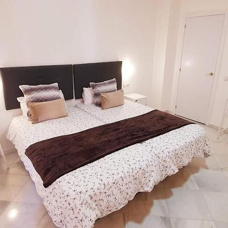 Fan Rooms Duquesa Málaga Eksteriør bilde