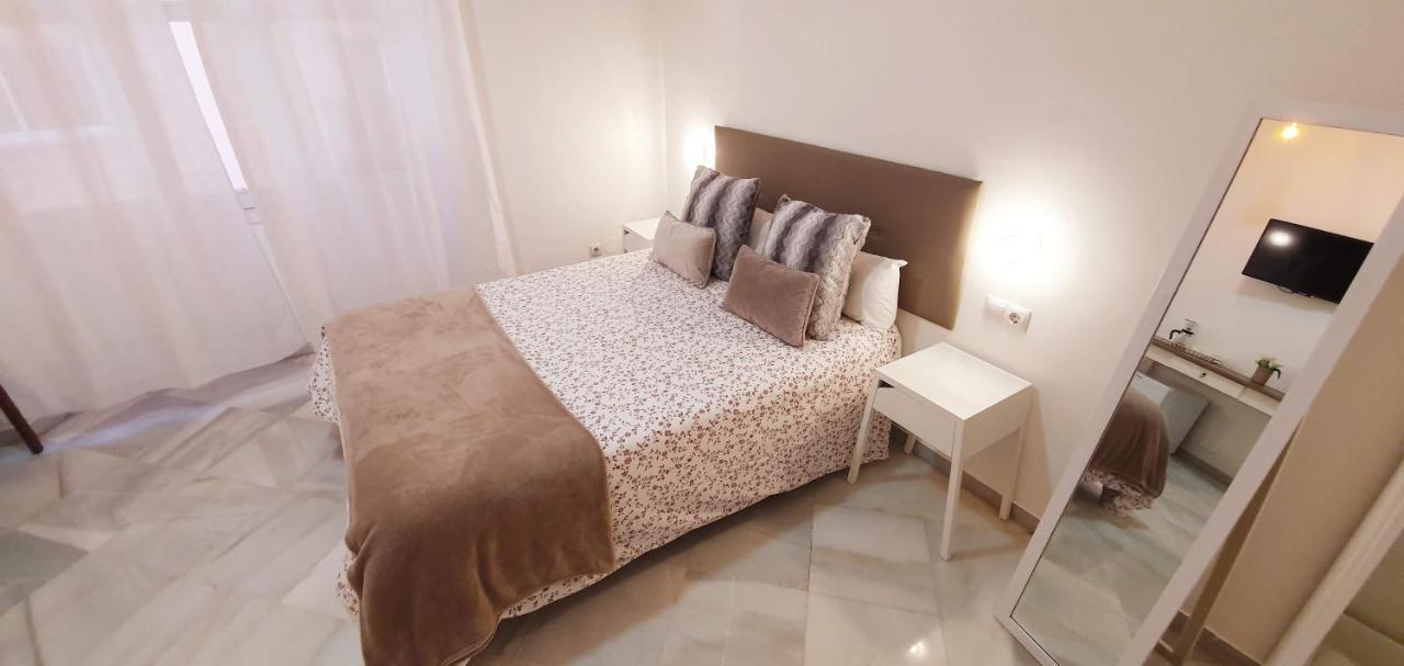 Fan Rooms Duquesa Málaga Eksteriør bilde