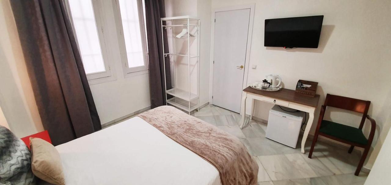 Fan Rooms Duquesa Málaga Eksteriør bilde